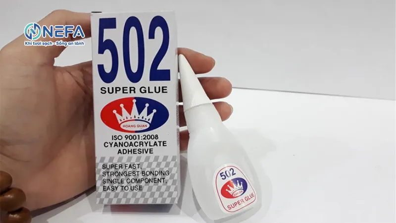 Sơn, keo dán và chất trang trí