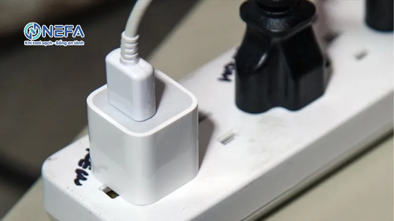 Tắt hết nguồn điện các thiết bị không sử dụng