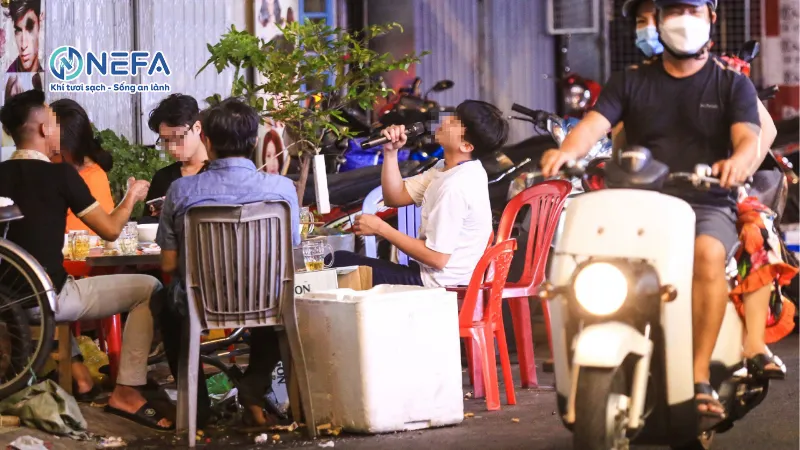 Ô nhiễm từ hoạt động thương mại & dịch vụ