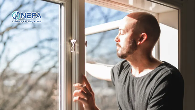 Thường xuyên mở cửa sổ