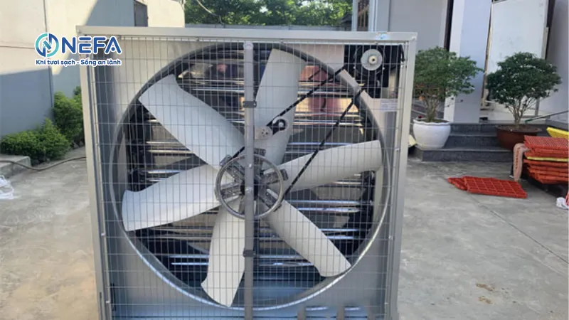 Quạt hút công nghiệp 1380 là gì?
