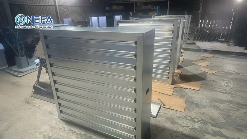 Công dụng quạt hút công nghiệp 1380