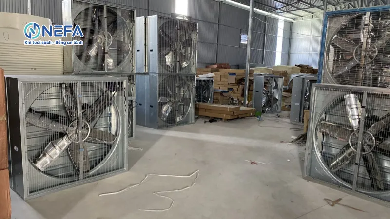 Quạt hút công nghiệp 900x900x400: Cấu tạo, Công dụng & Nguyên Lý