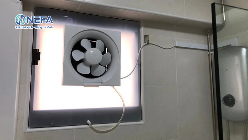 Hút mùi hôi từ trong ra ngoài