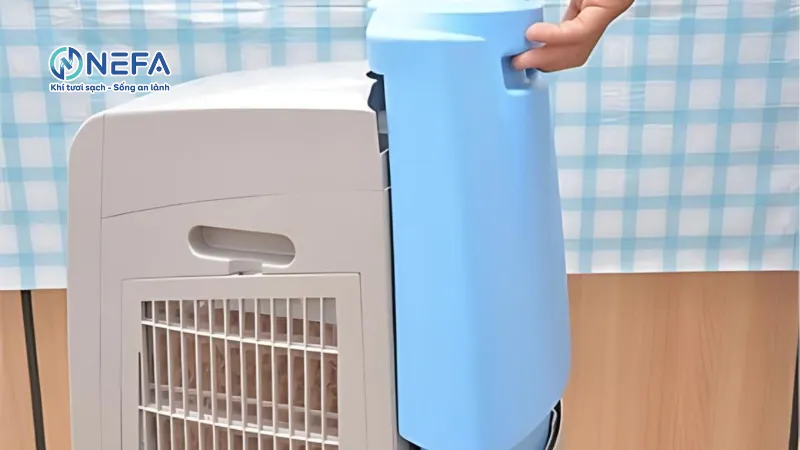 Lưới bảo vệ và vỏ máy bị rung