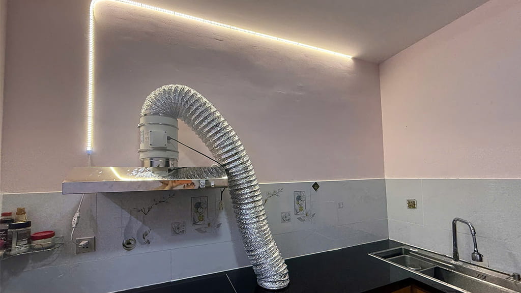 Xác định chiều cao lắp đặt máy hút mùi